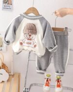 ۰۵۳۸_سه تیکه جامبر پشت کلاه