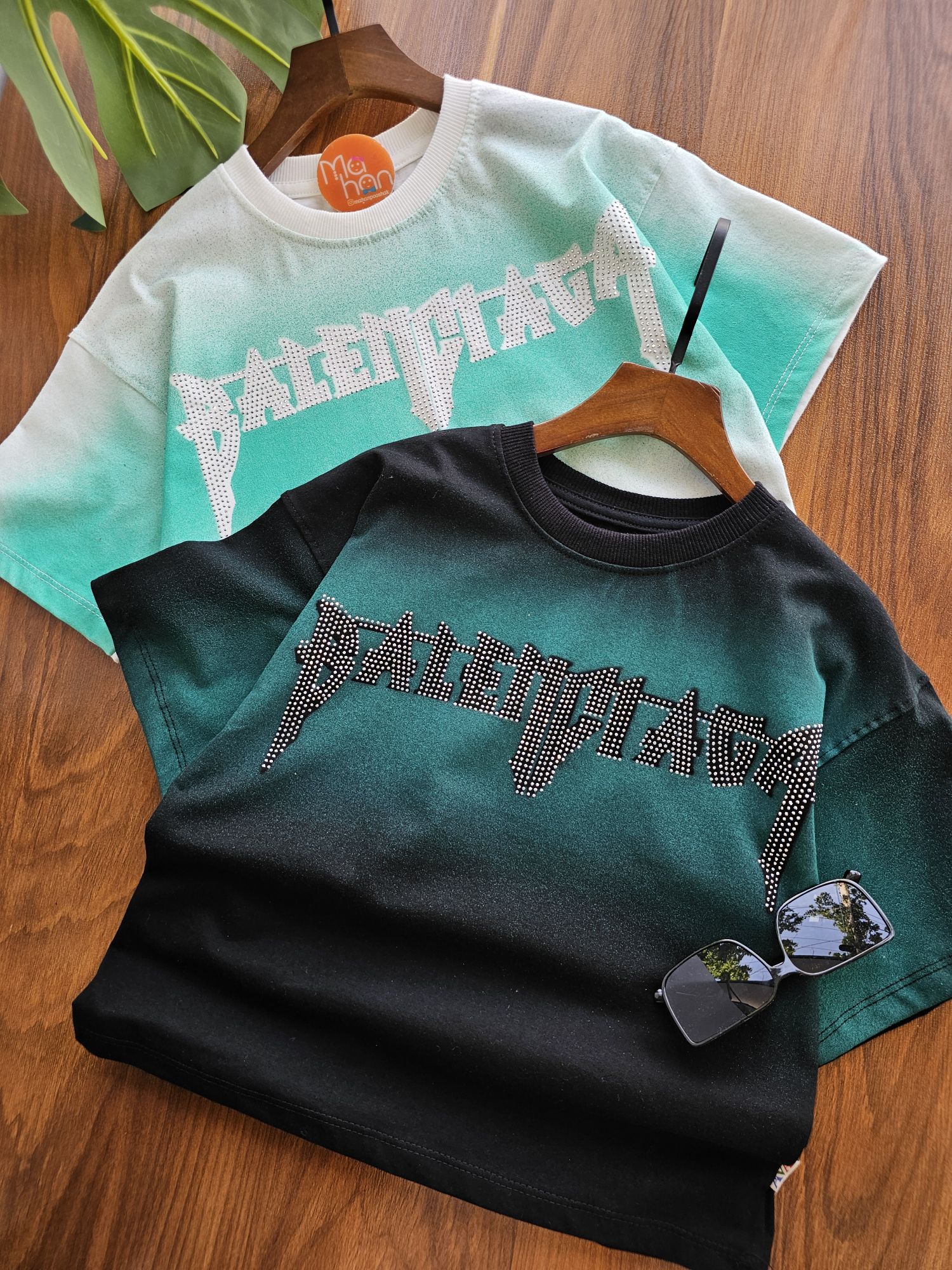 1000160664 ۰۹۴۲_ تیشرت آبرنگی اسپری نگینی - Image 1