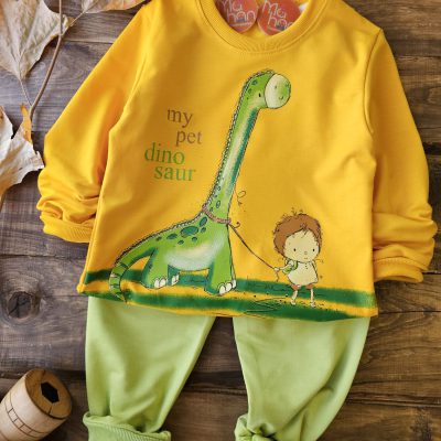 ست دایناسور قلاده دار